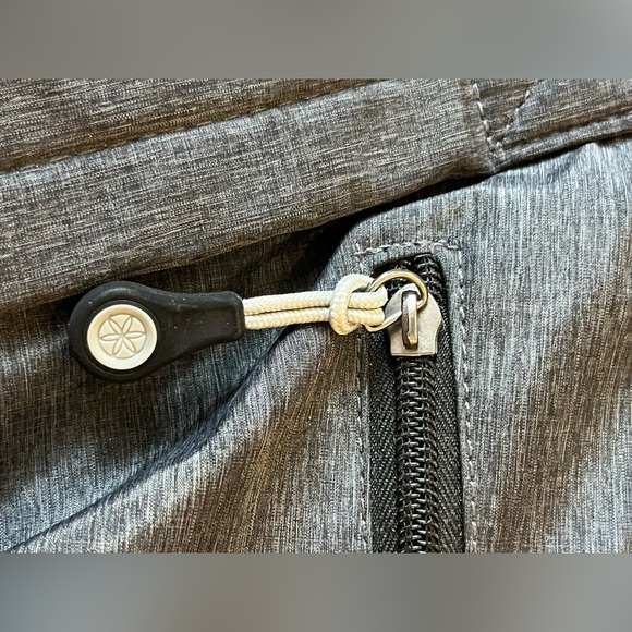 NWT GAIAM All Day Grey Tote Yoga Bag - Picture 3 of 7